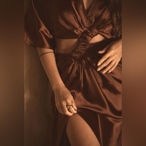 SUBOO Tate Satin Front Cross Draped Maxi Dress Small - Picture 4 of 12